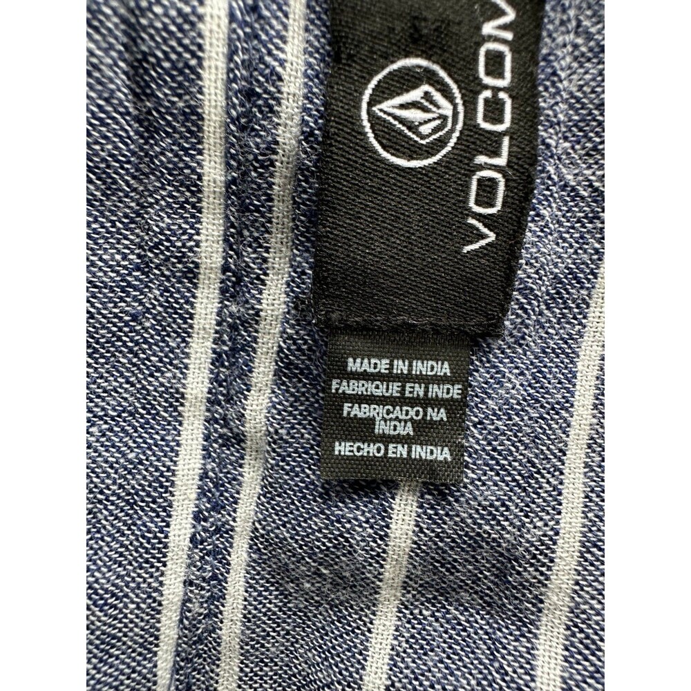 Volcom Coco Ho Sun Chambray Button Down Chest Poc… - image 8